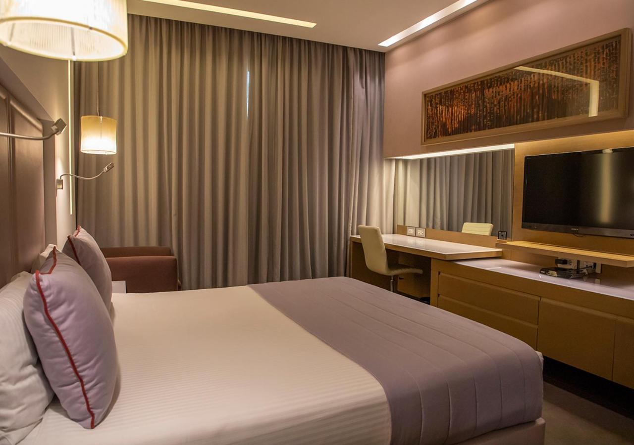 ไซไฟ สวีท Hotel เบรุต ภายนอก รูปภาพ