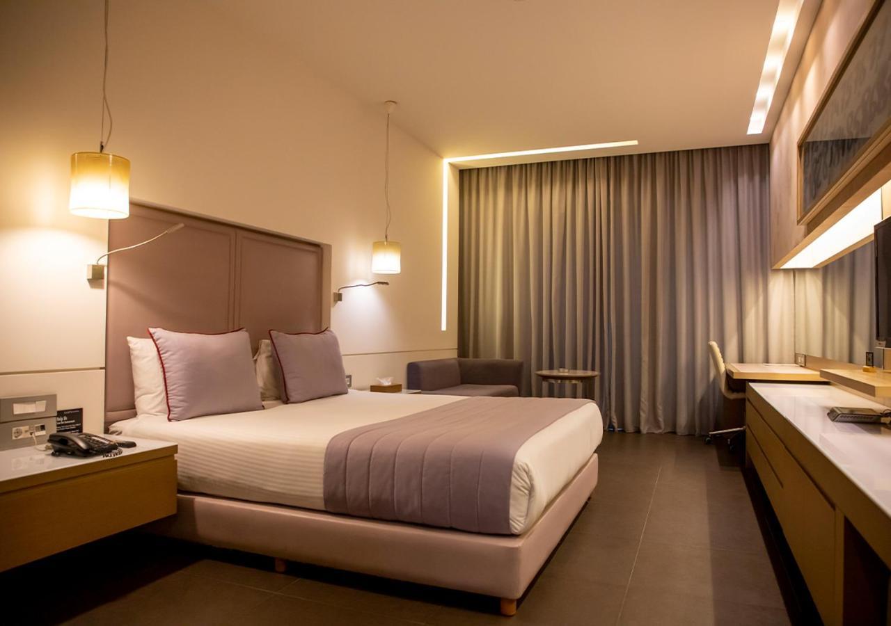 ไซไฟ สวีท Hotel เบรุต ภายนอก รูปภาพ